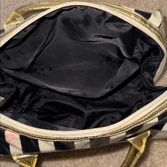 Betsey Johnson Black and White Striped Satchel, Vintage, Rare BETSEY JOHNSON - Picture 12 of 14